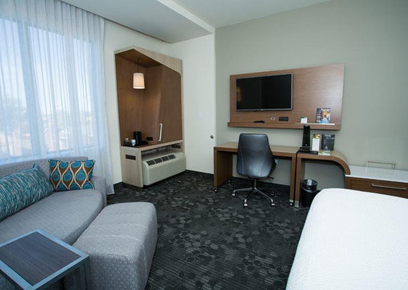 Courtyard By Marriott Lubbock Downtown/University Area Εξωτερικό φωτογραφία