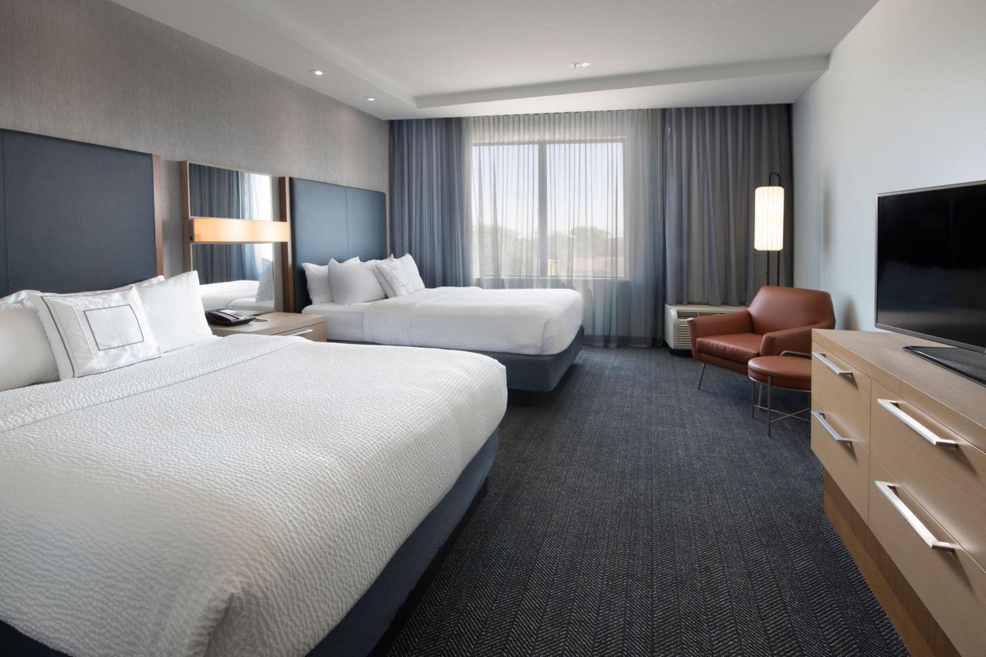 Courtyard By Marriott Lubbock Downtown/University Area Εξωτερικό φωτογραφία