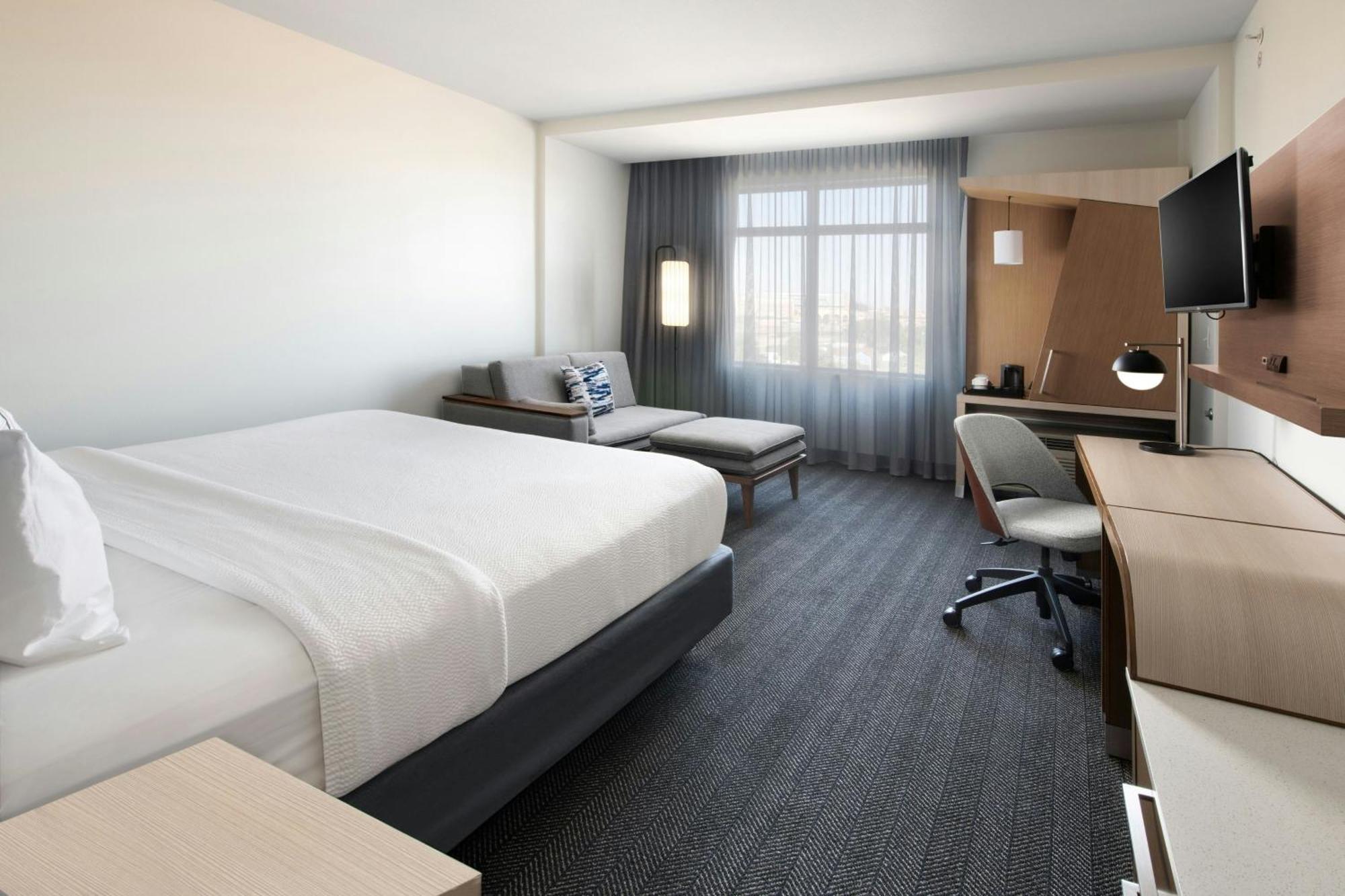 Courtyard By Marriott Lubbock Downtown/University Area Εξωτερικό φωτογραφία